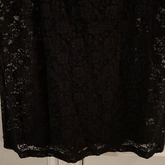 Check & Stripe Tank Top - Picture 4 of 10